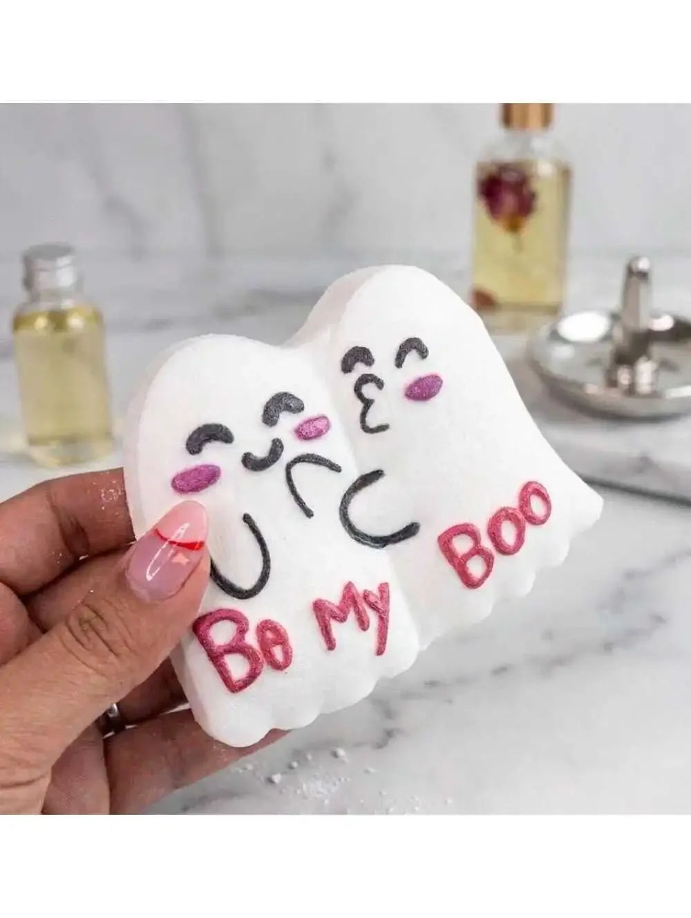 Be My Boo bath bomb, Valentine’s Day bath bomb, Valloween